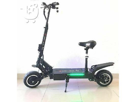 Ηλεκτρικό σκούτερ 5600w / 60v Δύο τροχούς 11in. Αναδιπλώνεται εκτός δρόμου...